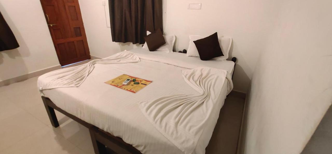 Rj14 Accommodations At Baga Beach Eksteriør billede